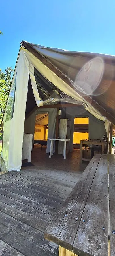 Campsite Camping Domaine Papillon Reyrevignes